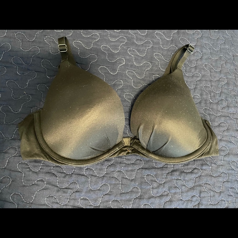 Black 34C Fabulous by Victoria Secret Bra